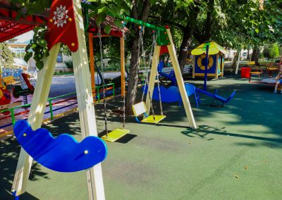 Детская площадка в санатории Горячий ключ в городе Пятигорске - фотография