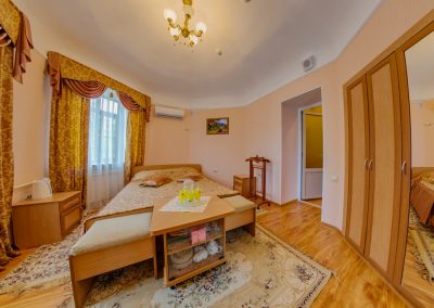 Номер комфорт в санатории Горячий ключ в городе Пятигорске - фотография