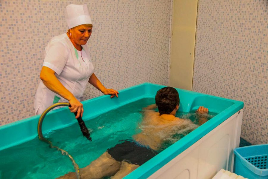 Подводный душ массаж в санатории Горячий ключ в городе Пятигорске - фотография