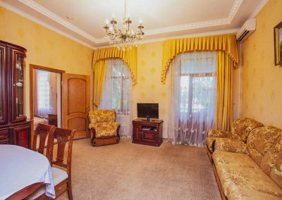 Люкс 2 категории в санатории Горячий ключ в городе Пятигорске - фотография