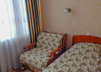 Одноместный однокомнатный номер в санатории Горячий ключ в городе Пятигорске - фотография