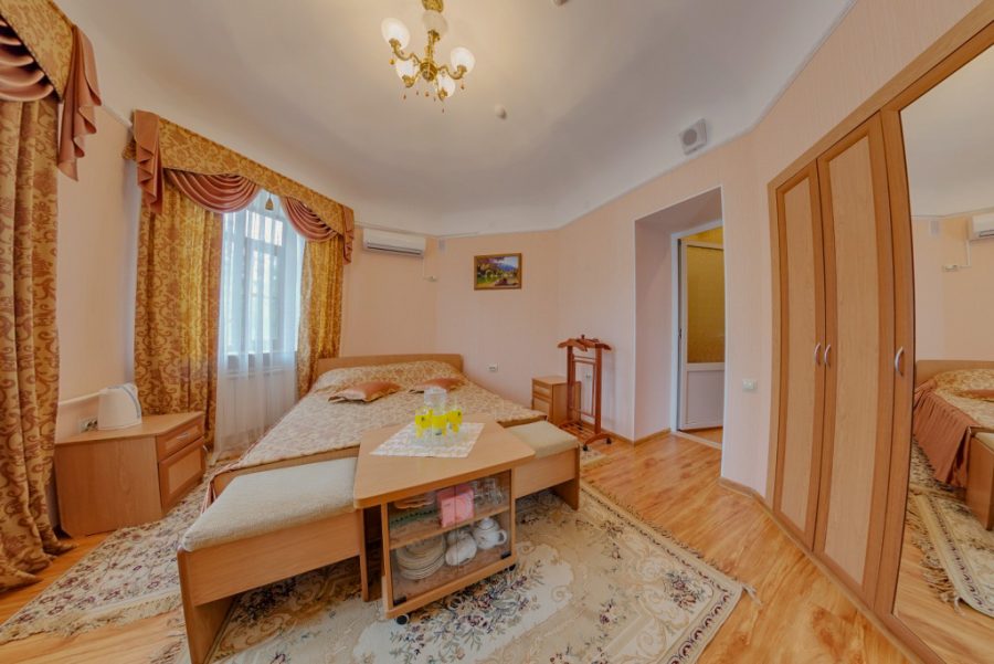 Номер полулюкс в санатории Горячий ключ в городе Пятигорске - фотография