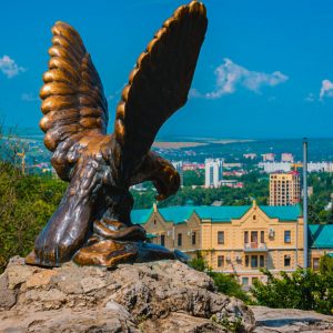 Территория в санатории Горячий ключ в городе Пятигорске - фотография