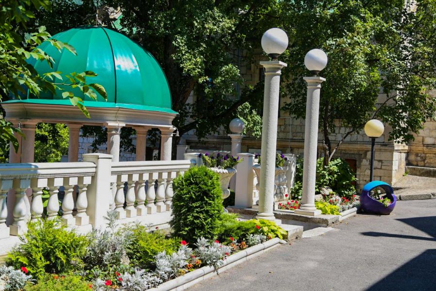 Беседка в санатории Горячий ключ в городе Пятигорске - фотография